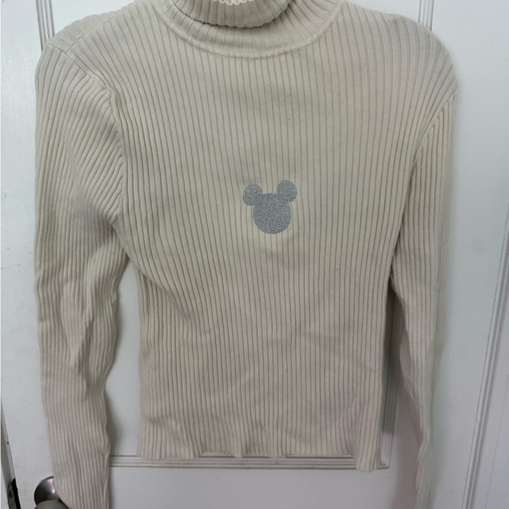 Forever 21 Cream Ribbed Long Sleeve with Silver Graphic